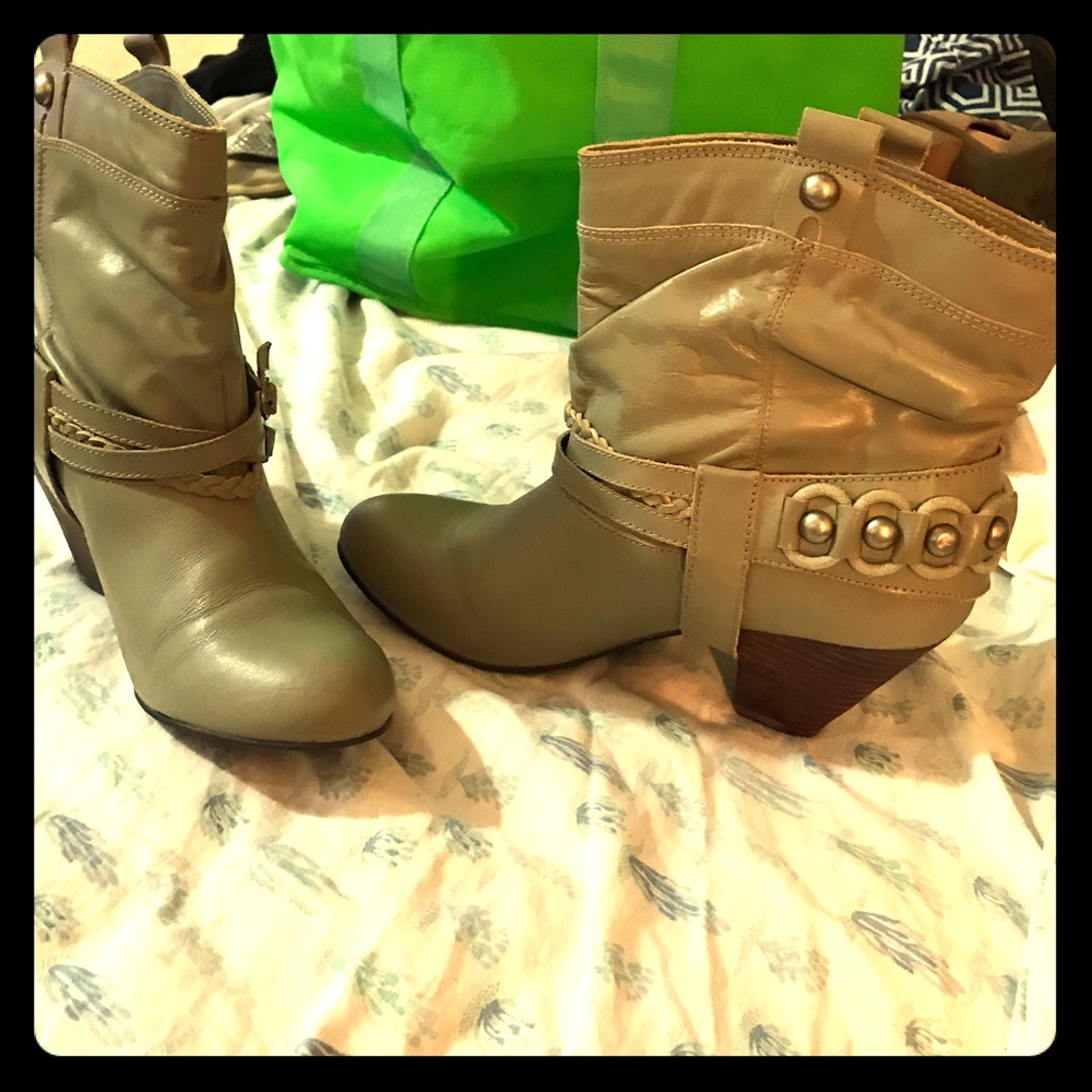 RJ girl heeled boots tan/green